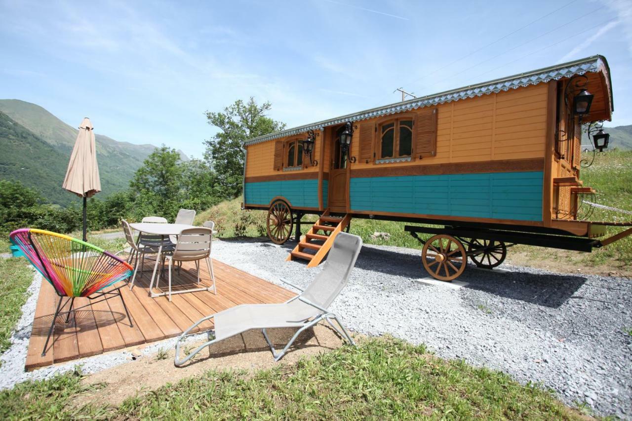 Roulottes Montagne Pyrenees Hotel Luz-Saint-Sauveur Bagian luar foto